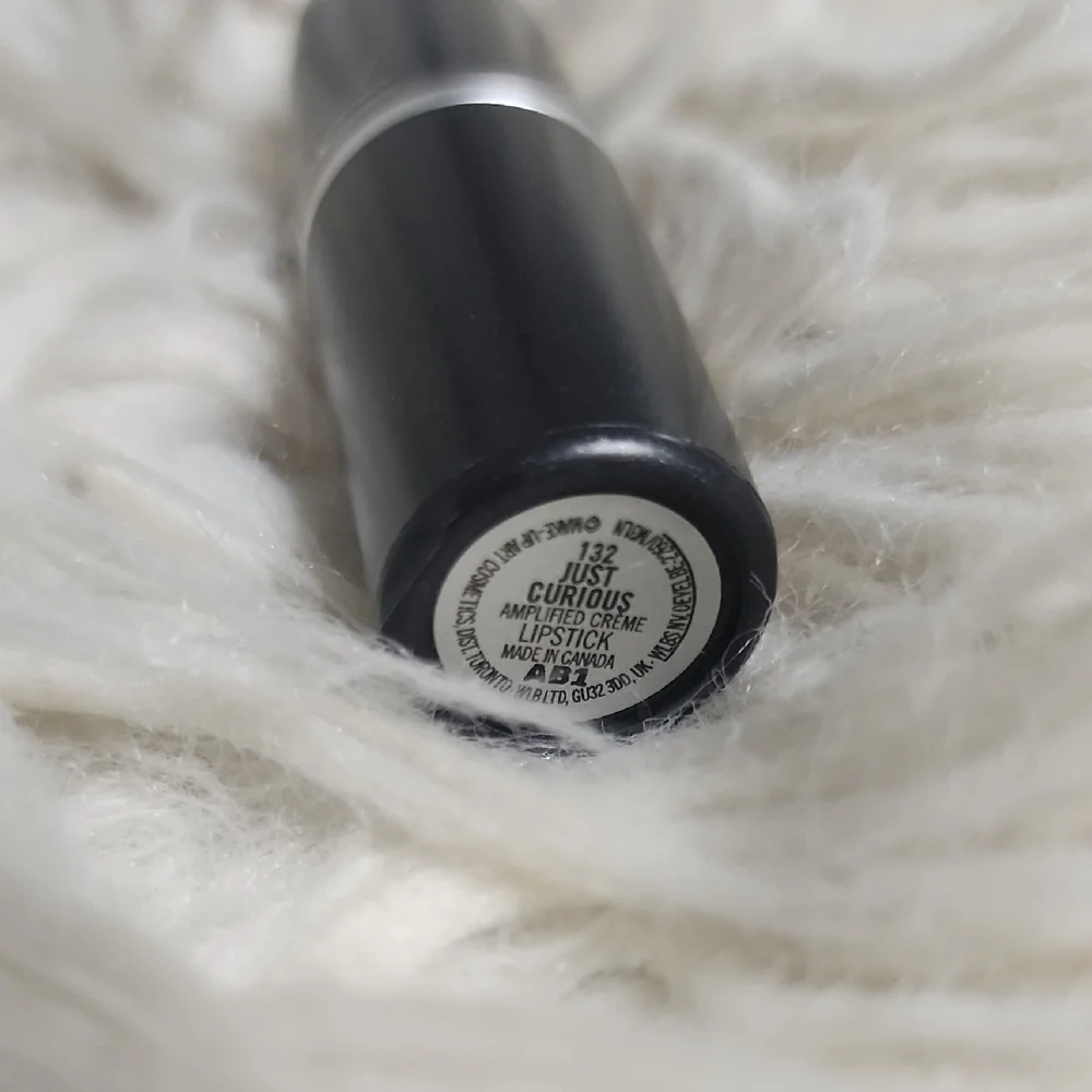 MAC Cosmetics Red Lipstick